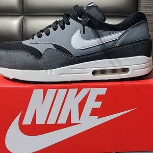 Nike Air Max 1 (Rare) size 13!